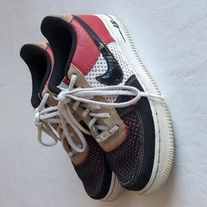 Kid's Nike Air Force 1 Athletic Lace Up Sneakers Red Whit & Black Boy's Size 5.5